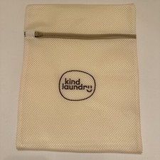 Bolsa de lavandería de malla lavable premium marca Kind Laundry para delicados.  15x12 Usado en Excelente Condición segunda mano  Embacar hacia Mexico