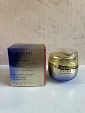Shiseido vital perfection gebraucht kaufen  Halle