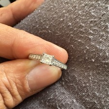 1 carat white gold engagement ring for sale 1 carat white gold engagement ring for sale AYLESBURY