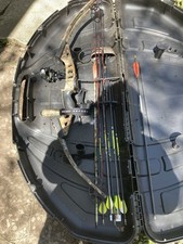 Youth compound bow for sale  Leavittsburg