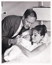 Audrey hepburn ehemann gebraucht kaufen Audrey hepburn ehemann gebraucht kaufen  Barsinghausen