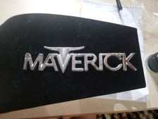 1970 1971 1972 1973 1974 Ford Maverick para-lama dianteiro emblema logotipo 6250399AA comprar usado  Enviando para Brazil