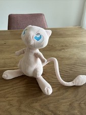 Pokémon mew plüschtier gebraucht kaufen  Meerbusch-Strümp,-Osterath
