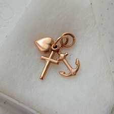 Ciondolo oro 18k usato  Nereto