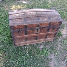 Antique steamer trunk for sale  Rome