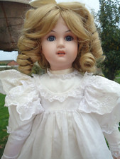 Poupee mundia romantiques d'occasion  Flixecourt