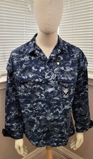 Usado, Blusa USN NWU azul camuflagem digital sem tamanho/etiquetas veja fotos para medidas #2 comprar usado Usado, Blusa USN NWU azul camuflagem digital sem tamanho/etiquetas veja fotos para medidas #2 comprar usado  Enviando para Brazil