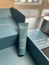 Mdacne crema idratante usato Mdacne crema idratante usato  Spedire a Italy