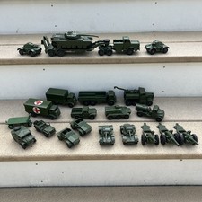 Vintage DINKY TOYS Die Cast Lote De Veículos Militares Do Exército Caminhão Tanque Jeep comprar usado  Enviando para Brazil