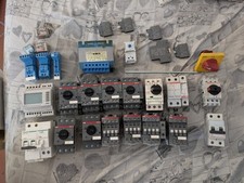 Stock materiale elettrico usato  Roma