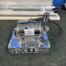 Buffalo No. Motor de laboratório odontológico 16 acionado por correia motor joalheiro dental funciona comprar usado Buffalo No. Motor de laboratório odontológico 16 acionado por correia motor joalheiro dental funciona comprar usado  Enviando para Brazil