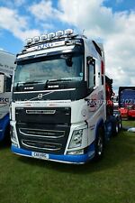 Foto de caminhão 12x8 - Volvo FH540 - Transporte KRG - CA11 KRG comprar usado  Enviando para Brazil