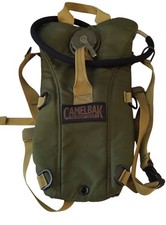 Mochila de hidratação Camelbak Maximum Gear pesca caminhadas verde oliva três litros comprar usado  Enviando para Brazil