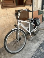 Bicicletta elettrica usato  Gela