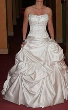 Brautkleid hochzeitskleid gebraucht kaufen  Wilsdruff