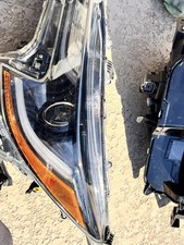 Conjunto de farol 20-22 Toyota Corolla Sedan LH feixe triplo sem adaptador OEM comprar usado  Enviando para Brazil