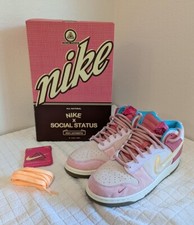 Usado, Nike x Social Status Dunk Mid - Leite de morango - Tamanho 10 - com cadarços e bolsa comprar usado  Enviando para Brazil