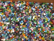assorted glass beads for sale  Williamsburg