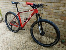 Canyon exceed carbon for sale  HEMEL HEMPSTEAD