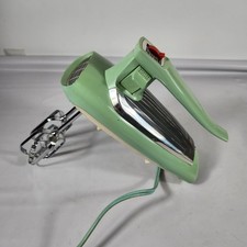 GE Aqua Seafoam Green Hand Mixer 30M47, 3 velocidades, 2 batedores, cabo vintage testado, usado comprar usado GE Aqua Seafoam Green Hand Mixer 30M47, 3 velocidades, 2 batedores, cabo vintage testado, usado comprar usado  Enviando para Brazil