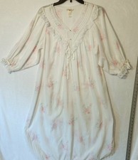 Vtg barbizon women for sale  Holiday
