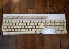 Clavier atari stf d'occasion  Gouzeaucourt