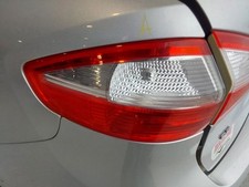 Lanterna traseira de motorista 4 portas sedã quarto painel montado se encaixa 14-19 FIESTA 2716911 comprar usado  Enviando para Brazil