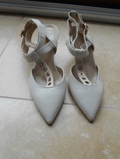 Escarpins couleur blanche d'occasion  Amiens-
