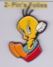 Pin folies enamel d'occasion  Expédié en Belgium