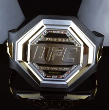 Wwe ufc wrestler for sale  HATFIELD