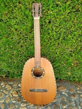 Ancienne guitare classique d'occasion  Clermont-Ferrand-