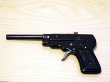 Pistola giocattolo latta usato  Pavia