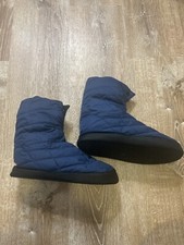 Usado, Botas REI Duck Down M/L chinelos azul barraca de acampamento meias comprar usado  Enviando para Brazil