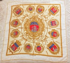 Foulard carré hermès d'occasion  Versailles