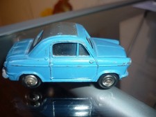 Voiture miniature ancienne d'occasion  Muret