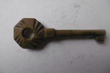 Clé clef ancienne d'occasion  Saint-Quentin