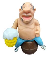 Estatueta Happy Drinker Singing novidade bar homem caverna barril de cerveja sem camisa LEIA comprar usado  Enviando para Brazil