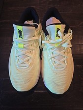 Nike - LEGEND ESSENTIAL 3 NEXT NATURE - Bearly Bolt/Volt - DM1120-700 - Masculino 9 comprar usado  Enviando para Brazil
