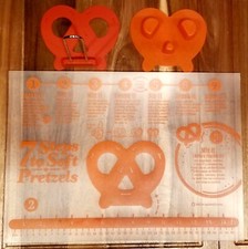 Pampered Chef Soft Pretzel Making Set Mat & Form Item #100087 Novo sem embalagem  comprar usado  Enviando para Brazil