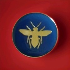 Pins abeille christian d'occasion  Soisy-sous-Montmorency