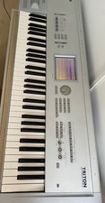 Piano synthétiseur korg d'occasion  Bussy-Saint-Georges