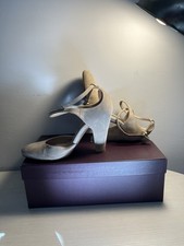 Scarpe con tacco usato  Marino