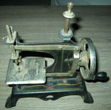 Antiga máquina de costura em miniatura com garra manual, amostra de vendedor, Alemanha, usado comprar usado  Enviando para Brazil