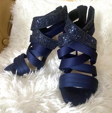 Scarpe donna sandali usato  Volpara