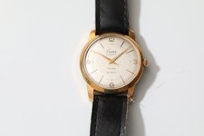 Montre création 1960 d'occasion  Paris IX