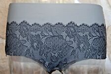 Culotte shorty grise d'occasion  Courville-sur-Eure