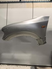 Aile gauche mitsubishi d'occasion  L'Horme