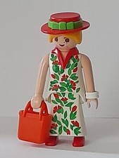 Playmobil personnage femme d'occasion  Blonville-sur-Mer