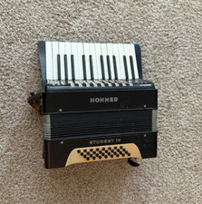Antigo Acordeão de Piano Hohner Student IV Vintage 25 Teclas e 12 Baixos TESTADO FUNCIONANDO comprar usado  Enviando para Brazil