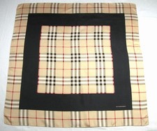 foulard burberry usato  San Giorgio a Cremano